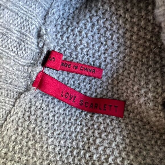 Love Scarlett Gray Loose Knit Sweater size Small - Picture 6 of 8